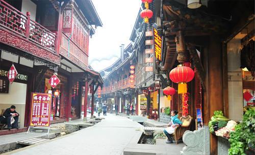 中山一门诊联手医托设局诈骗，黑心钱四六分成